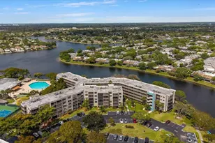 1001 Colony Point Cir, Pembroke Pines, FL 33026 - Photo 26