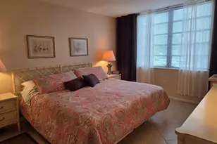 1001 Colony Point Cir, Pembroke Pines, FL 33026 - Photo 6