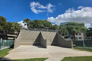 1001 Colony Point Cir, Pembroke Pines, FL 33026 - Photo 18