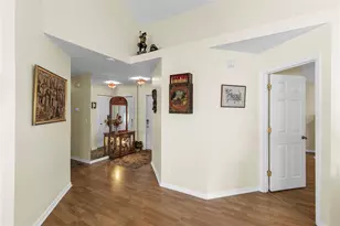 2933 Myrtle Oak Cir, Davie, FL 33328 - Photo 4