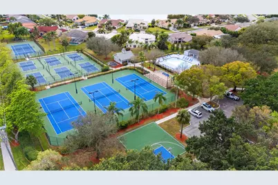 2933 Myrtle Oak Circle, Davie, FL 33328 - Photo 34