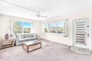 2024 Harwood C, Deerfield Beach, FL 33442 - Photo 8