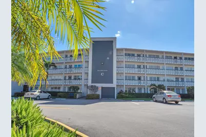 2024 Harwood C #2024, Deerfield Beach, FL 33442 - Photo 2