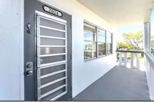 2024 Harwood C, Deerfield Beach, FL 33442 - Photo 6