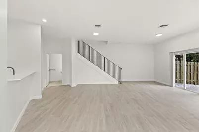 2921 SW 18th Terrace #7, Fort Lauderdale, FL 33315 - Photo 4