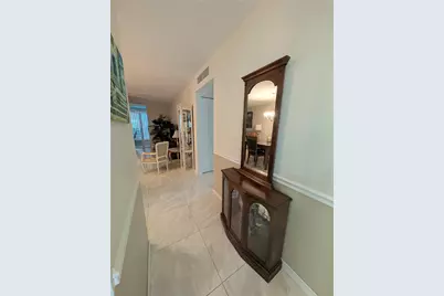 1024 SE 5th Avenue #308, Dania Beach, FL 33004 - Photo 10