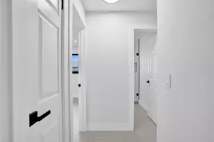 518 Linnet Cir, Delray Beach, FL 33444 - Photo 16