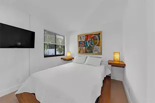 307 N Highland Dr, Hollywood, FL 33021 - Photo 8