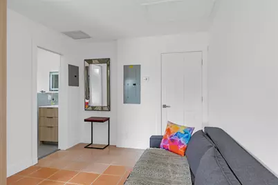 307 N Highland Drive, Hollywood, FL 33021 - Photo 20