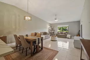 8290 Springlake Dr, Boca Raton, FL 33496 - Photo 8