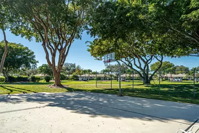 8290 Springlake Drive, Boca Raton, FL 33496 - Photo 36