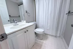 13550 SW 6th Ct, Pembroke Pines, FL 33027 - Photo 16