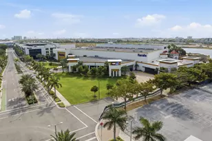 3000 S Course Dr, Pompano Beach, FL 33069 - Photo 34