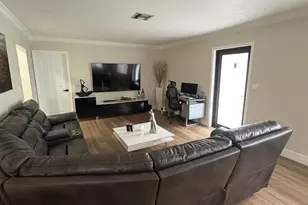 11831 SW 207th St, Miami, FL 33177 - Photo 4