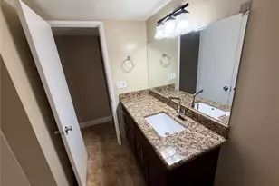 2749 S Oakland Forest Dr, Oakland Park, FL 33309 - Photo 18