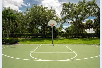 1104 NW 116th Avenue, Coral Springs, FL 33071 - Photo 22