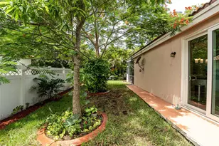 1104 NW 116th Ave, Coral Springs, FL 33071 - Photo 14