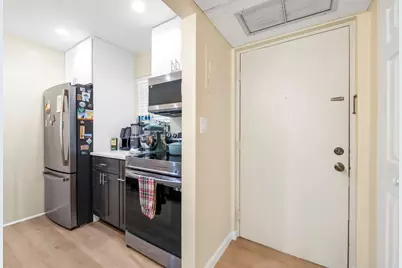 830 SW 9th Street Circle #204, Boca Raton, FL 33486 - Photo 6