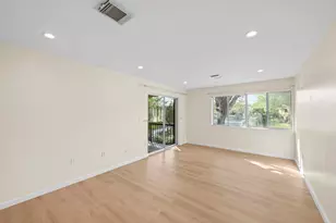 830 SW 9th St Cir, Boca Raton, FL 33486 - Photo 8