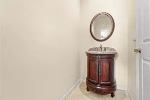 37 SE 3rd Ave, Hallandale Beach, FL 33009 - Photo 20