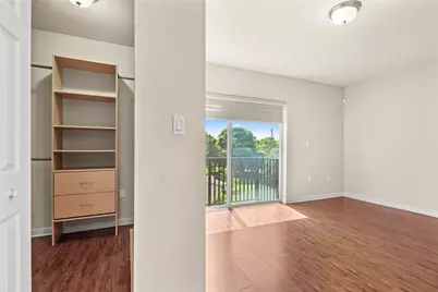37 SE 3rd Avenue, Hallandale Beach, FL 33009 - Photo 28