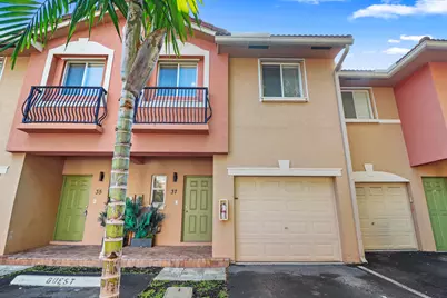 37 SE 3rd Avenue, Hallandale Beach, FL 33009 - Photo 2
