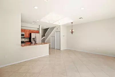 37 SE 3rd Avenue, Hallandale Beach, FL 33009 - Photo 22