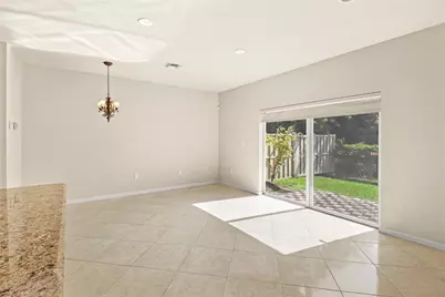 37 SE 3rd Avenue, Hallandale Beach, FL 33009 - Photo 24