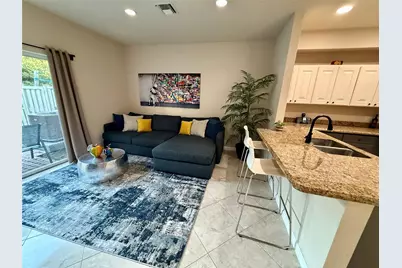 37 SE 3rd Avenue, Hallandale Beach, FL 33009 - Photo 6