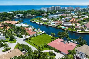 3020 NE 44th St, Lighthouse Point, FL 33064 - Photo 1