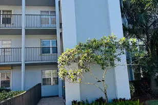800 SW 125th Way, Hollywood, FL 33027 - Photo 2