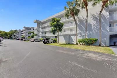 110 Royal Park Drive #4C, Oakland Park, FL 33309 - Photo 38