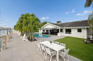 2540 Mercedes Dr, Fort Lauderdale, FL 33316 - Photo 42