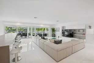 2540 Mercedes Dr, Fort Lauderdale, FL 33316 - Photo 14