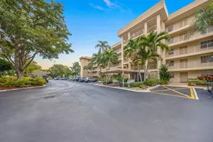 4030 W Palm Aire Dr, Pompano Beach, FL 33069 - Photo 20