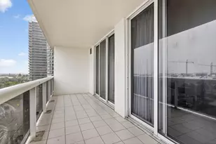 9595 Collins Ave, Surfside, FL 33154 - Photo 38