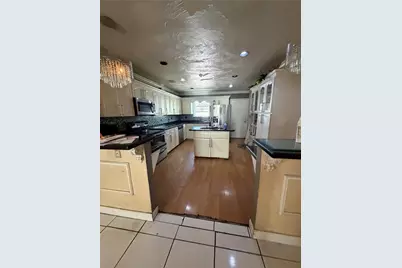 11201 NW 15th Court, Miami, FL 33167 - Photo 8