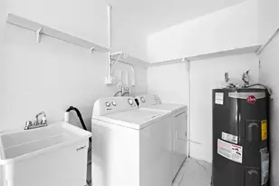 7005 NW 11th St, Margate, FL 33063 - Photo 30