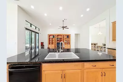 9657 Kalmar Circle, Parkland, FL 33076 - Photo 14