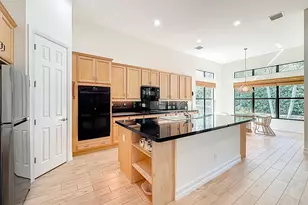 9657 Kalmar Circle, Parkland, FL 33076 - Photo 10