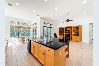 9657 Kalmar Circle, Parkland, FL 33076 - Photo 14