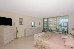 1912 S Ocean Dr, Hallandale Beach, FL 33009 - Photo 26