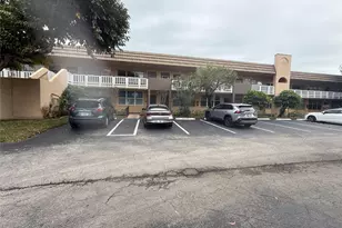 9121 Sunrise Lakes Blvd, Sunrise, FL 33322 - Photo 20