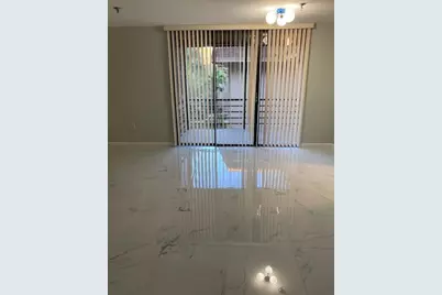 661 NE 195th Street #314, Miami, FL 33179 - Photo 2
