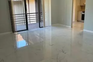 661 NE 195th St, Miami, FL 33179 - Photo 20