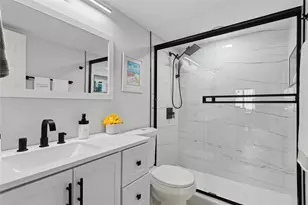 320 S Surf Rd, Hollywood, FL 33019 - Photo 14