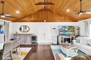 201 SE 24th Ave, Boynton Beach, FL 33435 - Photo 8