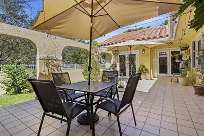 430 Sarto Avenue, Coral Gables, FL 33134 - Photo 2