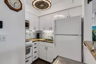 851 Atlantic Shores Blvd, Hallandale Beach, FL 33009 - Photo 18