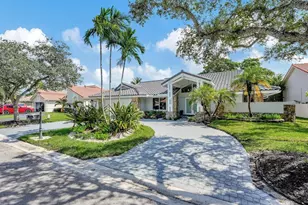 9066 NW 52nd Ct, Coral Springs, FL 33067 - Photo 2